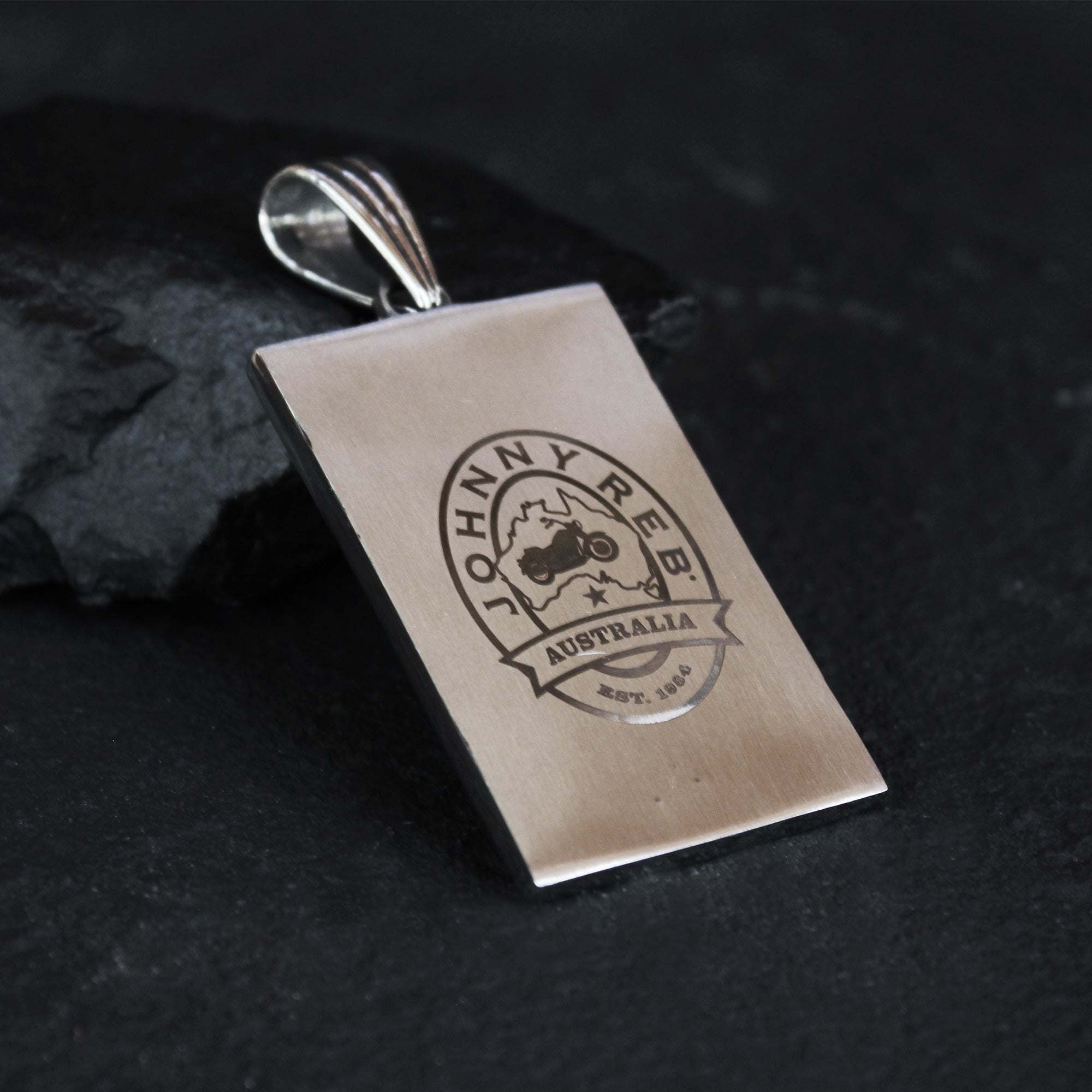 Aussie Skull Pendant